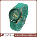 Relógio de silicone feminino de quartzo com pulseira multicolorida de venda quente